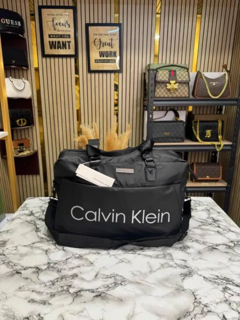 Calvin_Klein Premium Quality Duffle Bag With Strap (C0865-Black)