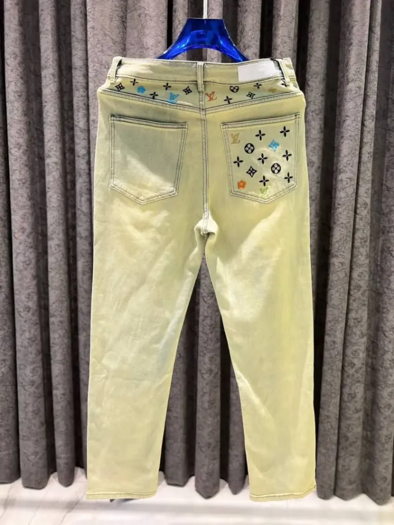 Louis V-uitton IMPORTED STORE ARTICLE STATE WHEAT JEANS