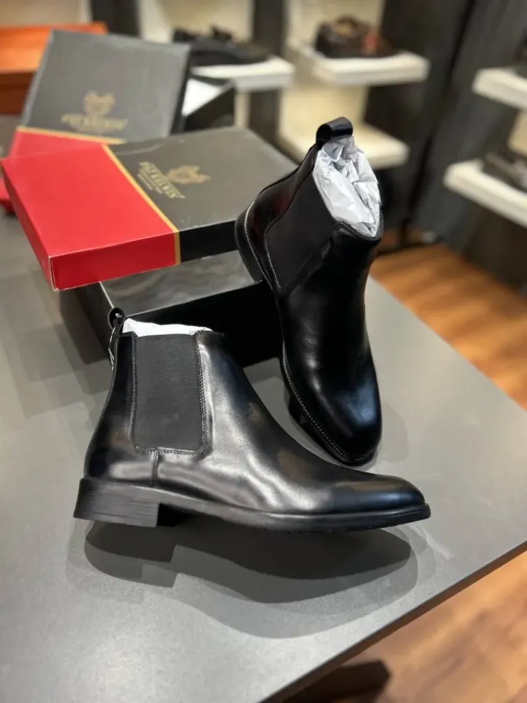 PAT KELWIN 100% Geniune Leather Chelsea 5700