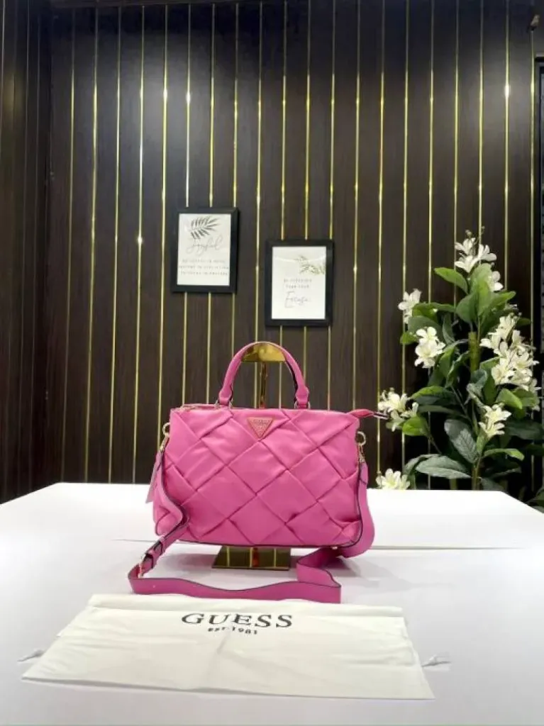 Guess structured tote bag with dust bag(GU-241015-Pink)