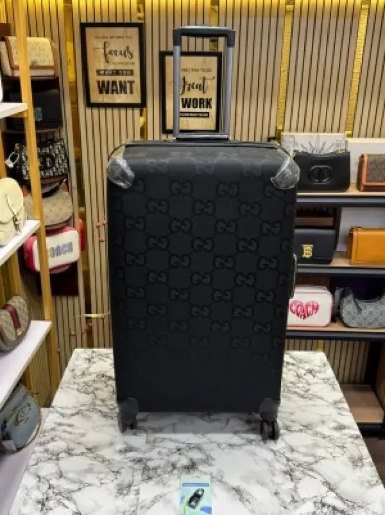 Gucci_TrolleyBag_Premium_Quality_Luggage_Bag_With_Lock_(28_Inch)